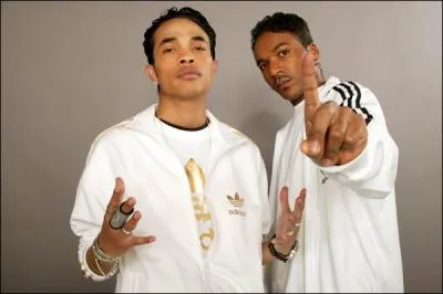 Ils ont chant 'Hey Ho' au bas d'une fentre. Ce groupe de R'N'B et Hip Hop s'appelle...