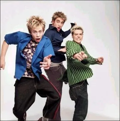 En retournant bien en arrire, ce groupe de punk amricain, qui aujourd'hui est spar depuis belle lurette, se nommait...