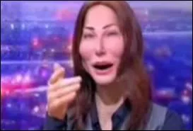 Qui a sorti l'album 'Quelqu'un m'a dit' en 2002 ?