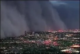Les temptes de sable peuvent tre monumentales, tant par le volume de sable dplac que par la puissance des vents. Ces temptes seraient le signe... ?