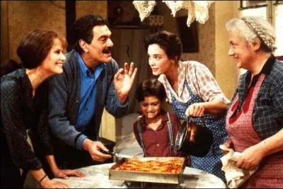 Ralis en 1991 avec Claudia Cardinale et Omar Sharif , il s'agit de ... .