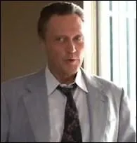 Dans quel film est-il un flic aux trousses de deux tueurs  gages interprts par Ben Affleck et Jennifer Lopez ?