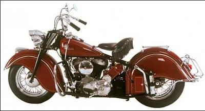 Une Harley aux gardes boues spciaux :