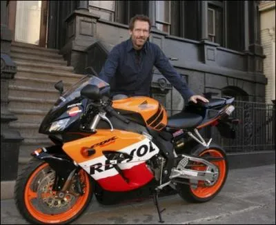 La moto de docteur House ; une ... .