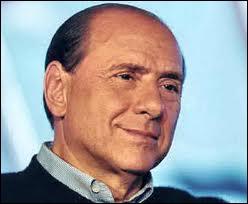 Quel homme politique a soutenu Silvio Berlusconi pour la reprise de La 5 en 1992 ?