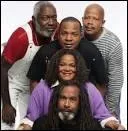 Le 23 fvrier 1986, au stade d'Anse-Bertrand, 40000 personnes dansent et clbrent des artistes dont les tubes feront le tour du monde. Qui sont-ils ?