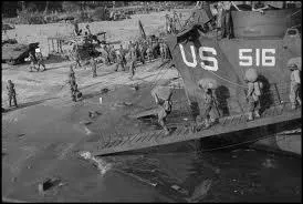 Les Allis dbarquent dans le sud de l'Italie et Mussolini, abandonn de tous, est contraint de dmissionner. Quel a t son sort (juillet 43) ?