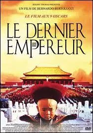 Le Dernier Empereur ralis par Bernardo Bertolucci (1987) raconte l'histoire de Pu Yi, dernier empereur . .
