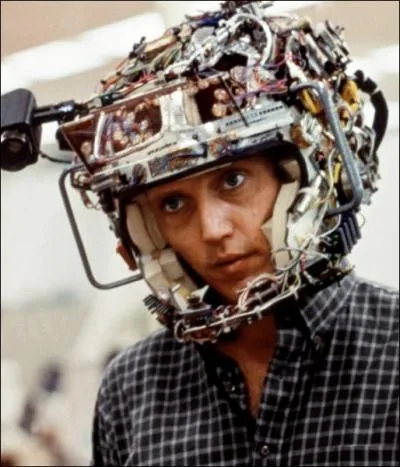 Dans quel film est-il un scientifique, qui  l'aide de son amante et associe, cre un procd rvolutionnaire, capable d'enregistrer les motions ressenties par un tre humain ?