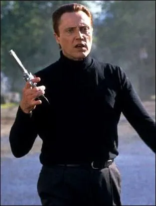 Dans ce long-m�trage, dans lequel jouent aussi Alicia Silverstone et Benicio Del Toro, il est un ex-crack de la CIA. Quel est le titre du film ?