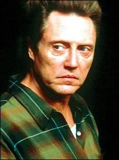 Parmi ces deux films, dans lequel est-il un braqueur de coffre-fort semi-retrait� ?