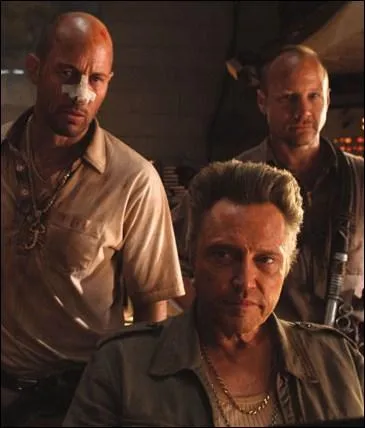 Dans quel film interpr�te-t-il Hatcher, le g�rant cruel et v�reux d'une mine d'or ?