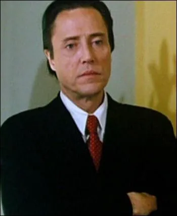 Dans quel film, dans lequel on peut rencontrer une pl�iade de stars, incarne-t-il un requin de Hollywood ?