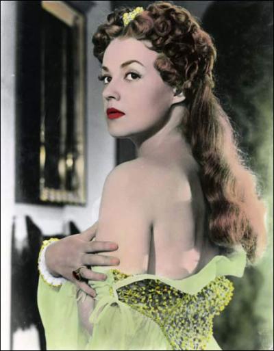 Quelle reine a été incarnée par Jeanne Moreau en 1954 dans un film de Jean Dréville ?