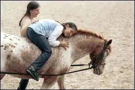 En France, comment s'appelle la science mdicale qui utilise le cheval comme adjoint thrapeutique ?