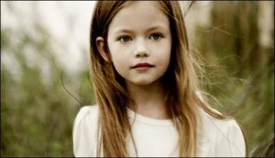 Finalement, c'est une fille. Quel est son nom complet ?