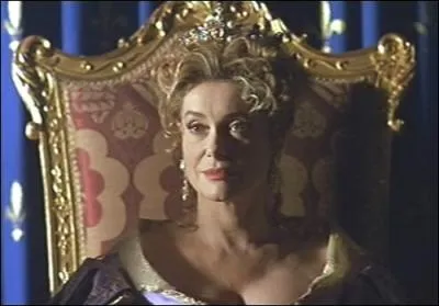Dans quel film de Peter Hyams Catherine Deneuve jouait-elle le rle de Anne d'Autriche en 2001 ?