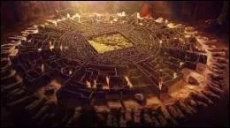 Quelle est la principale difficult pour tablir avec prcision les plans du labyrinthe ?