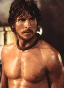 Dans quel film est-il 'l'lu' charg d'radiquer des reptiles cracheurs de lave qui ont rduit le monde en cendres ?