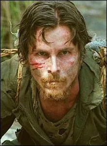 Dans quel film, se situant au dbut de la guerre du Vietnam, est-il un prisonnier amricain, emprisonn et torturr, qui organise une vasion avec ses compagnons d'infortune ?