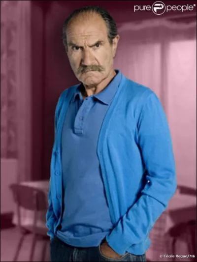 Raymond en deux mots :