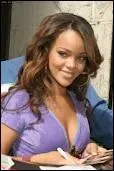 Rihanna est connue partout dans le monde ! Quelles chansons a-t-elle chantes ?