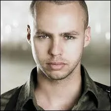 C'est Marlon Roudette, mais quelle est la chanson qu'il a chante ?