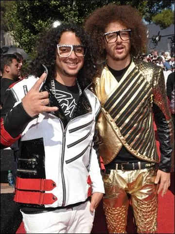 Que signifie 'LMFAO' ?