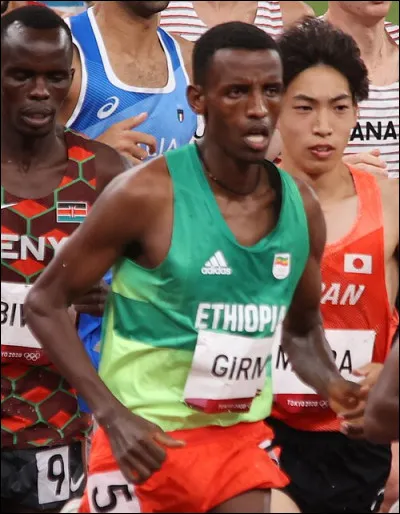 Qui est recordman du monde du 3. 000m Steeple en 7 : 52. 11 ?