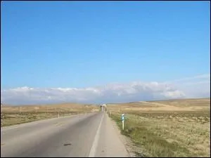 Pour finir : Comme tous les ans se tient la Longue Marche : cent jeunes volontaires entament une marche  travers l'Amrique en partant de la frontire Canadienne, dans l'tat du Maine.