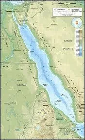 Quelle est la largeur de la mer rouge ?