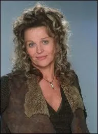 Et elle, qui est-ce ?