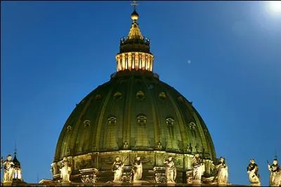 Qui a ralis la coupole de la Basilique Saint-Pierre de Rome ?