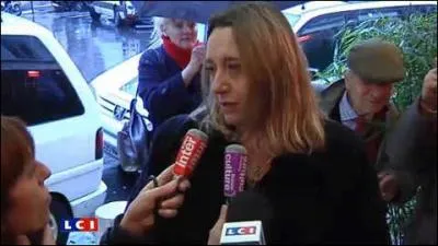 Elle obtient le prix Renaudot pour :