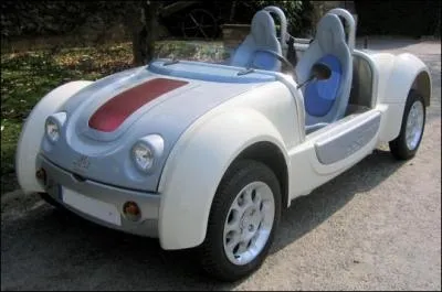 Comment s'appelle cette voiture ?