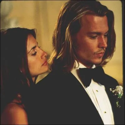 En quelle anne Penlope joua-t-elle pour la premire fois en compagnie de Johnny Depp dans le long mtrage Blow ?