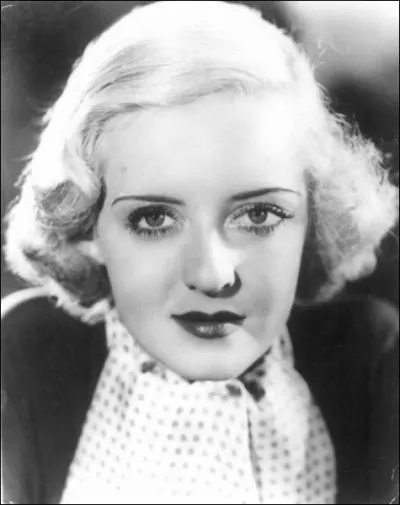 Ses yeux sont inoubliables. Elle fut nomme par l'American Film Institute seconde meilleure actrice de lgende du cinma, il s'agit de