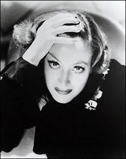 Elle obtient un Oscar en 1945 pour Le Roman de Mildred Pierce, il s'agit de