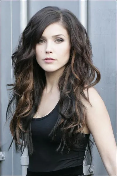 Meurt-elle dans une saison ?