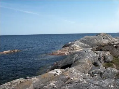 Quelles sont les deux mers qui baignent l'Allemagne dans sa partie nord ?