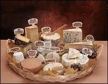 Les fromages sont si nombreux en France qu'un homme d'Etat avait dit 'Comment voulez-vous gouverner un pays o il existe 246 variets de fromage ? '. De qui est ce mot ?