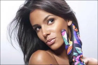 Quelle est l'origine de Shy'm ?