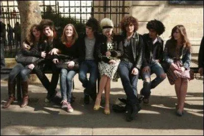 Dans 'Lol', comment s'appelle le pre de Lola ?