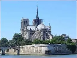 Quelle cathdrale est sur une le ?