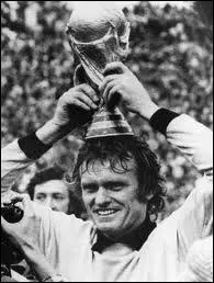 Qui est ce joueur allemand ?