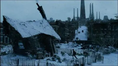 Dans quelle salle se trouve le tube en verre o Augustus Gloop a t aspir ?