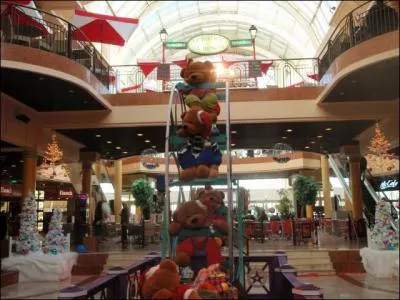 Pour qu'il s'endorme  la tombe du jour ...