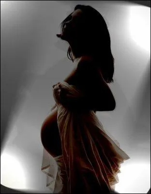 Qu'injecte Edward dans le coeur de Bella ?