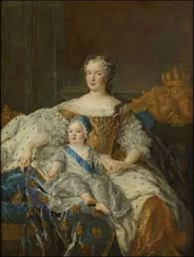 A la mort de Louis XV en 1775, le jeune Louis XVI monte sur le trône de France. Marie-Antoinette devient Reine de France à 18 ans. A quelle reine succède-t-elle ?