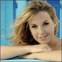 Comment s'appelle cette actrice de 'Plus belle la vie' ?